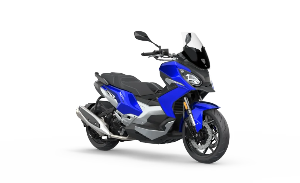 Peugeot XP400 XP400 Allure en color Pulsar Blue, vista tres cuartos delantera